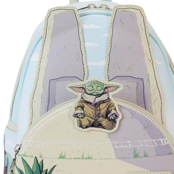 Green and Blue Backpack with Dome Shape and Character Design - Picture 3 of 4